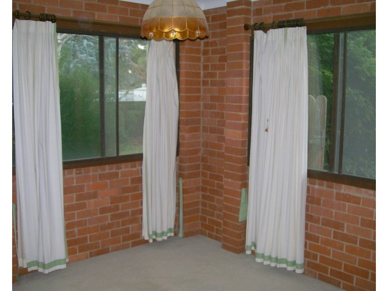 2/58 Pugsley Avenue, Wagga Wagga NSW 2650