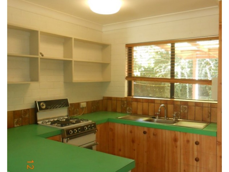 2/58 Pugsley Avenue, Estella NSW 2650