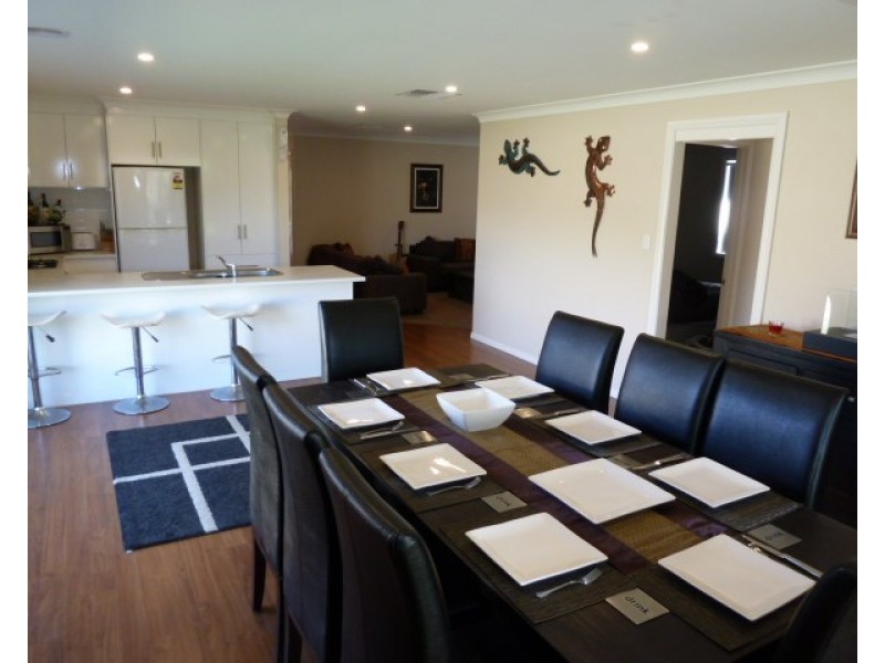 28 Mirrul Street, Glenfield Park NSW 2650