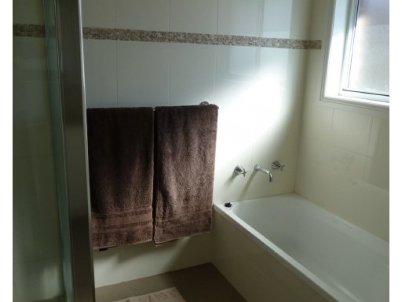 28 Mirrul Street, Glenfield Park NSW 2650