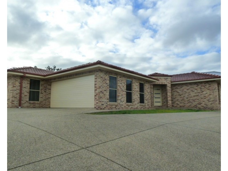 2/81 Atherton Crescent, Tatton NSW 2650