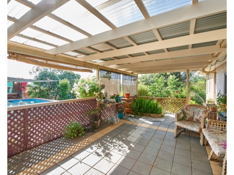 24 McCoullough Street, Tolland NSW 2650