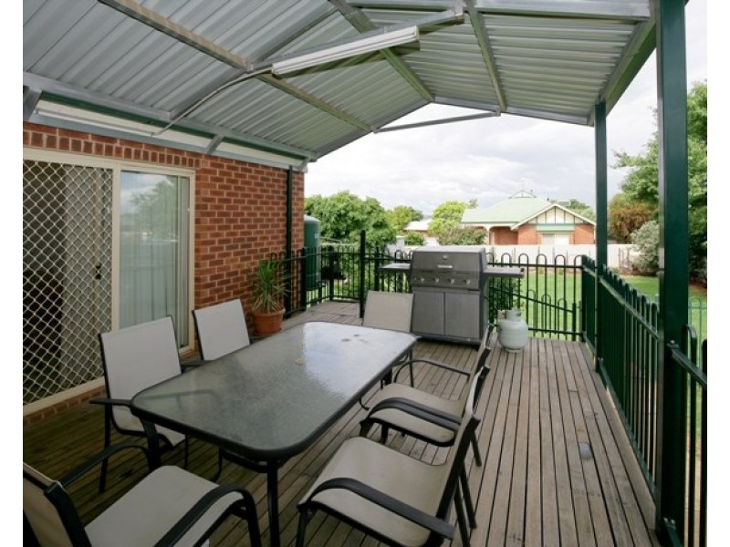 36 Gunn Drive, Estella NSW 2650