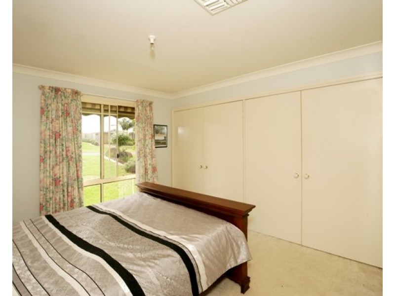 36 Gunn Drive, Estella NSW 2650