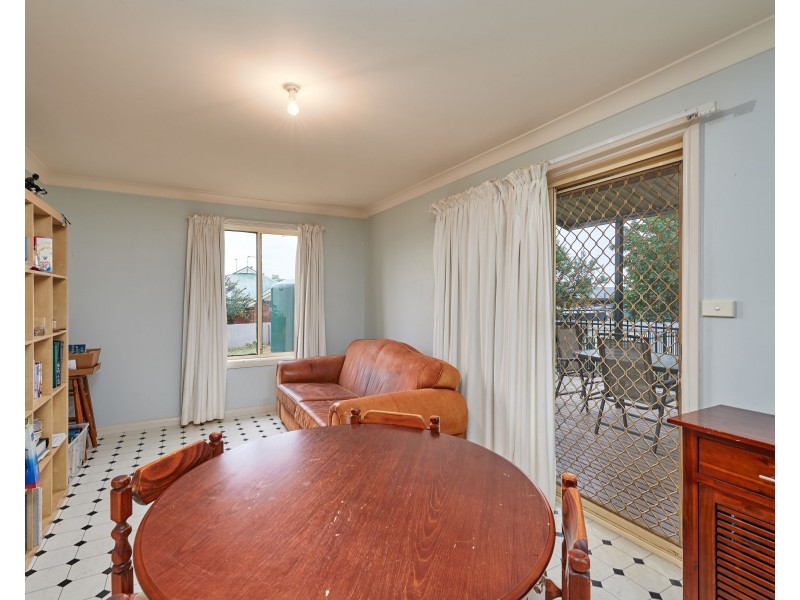 36 Gunn Drive, Estella NSW 2650