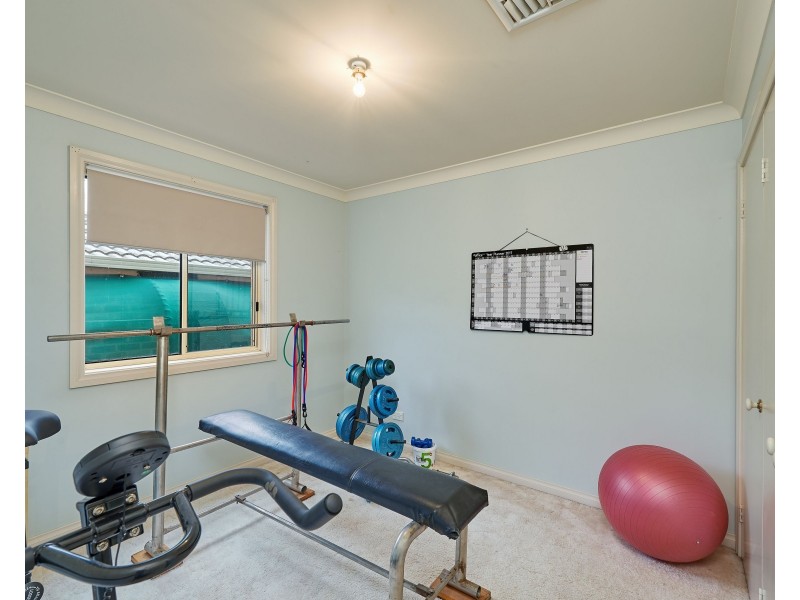 36 Gunn Drive, Estella NSW 2650