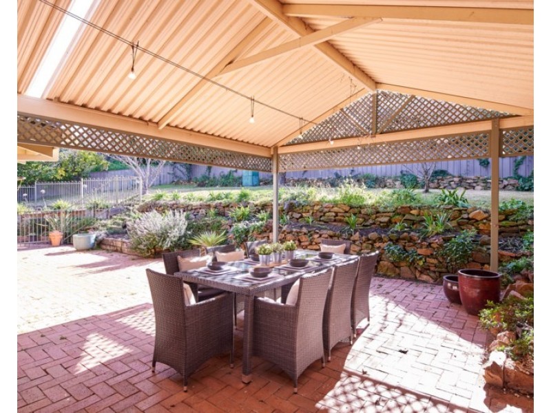 1 Baree Place, Kooringal NSW 2650