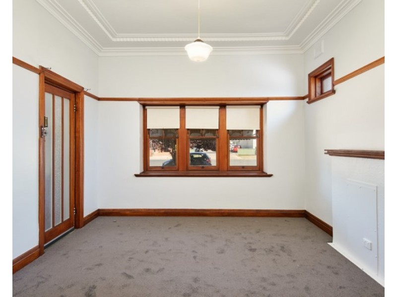 81 Murray Street, Wagga Wagga NSW 2650