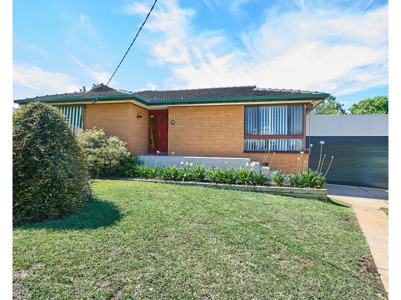 34 Cobb Street, Tolland NSW 2650