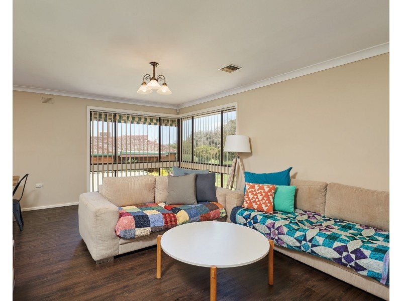 34 Cobb Street, Tolland NSW 2650