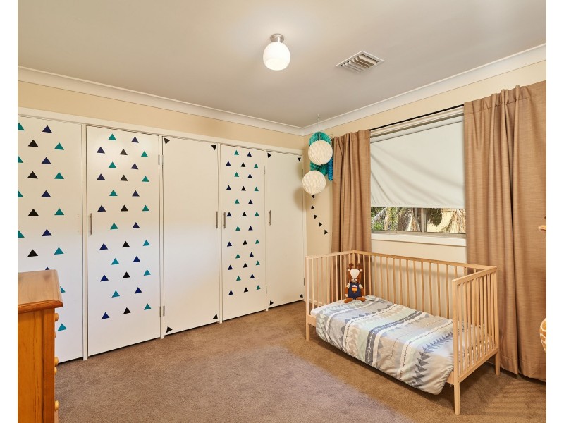 34 Cobb Street, Tolland NSW 2650