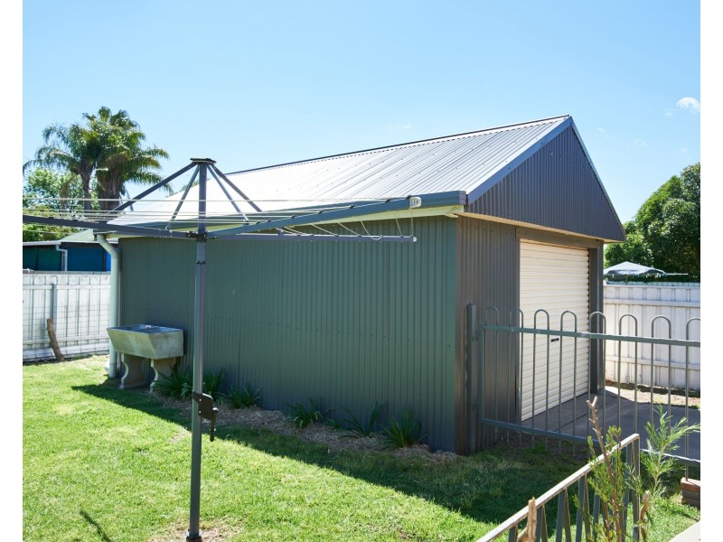 27 North Parade, Wagga Wagga NSW 2650