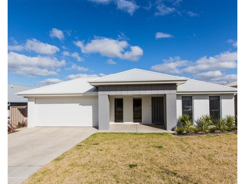 119 Strickland, Boorooma NSW 2650