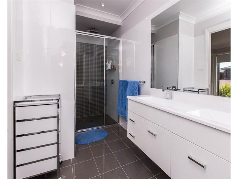 119 Strickland, Boorooma NSW 2650