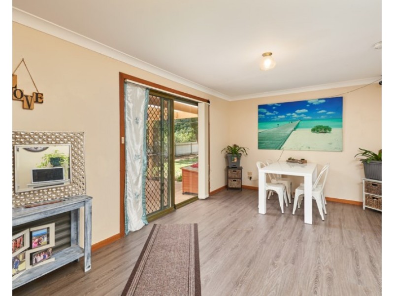 10 Doman Street, Estella NSW 2650