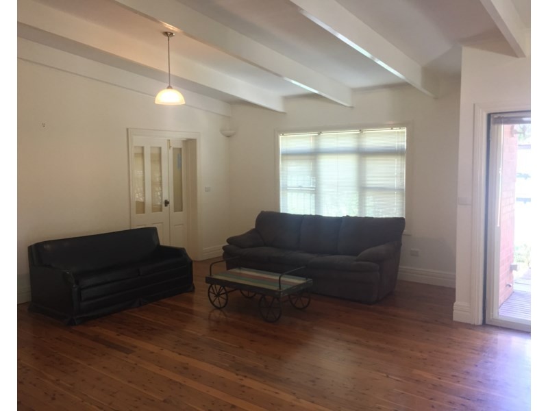 160 Kincaid Street, Wagga Wagga NSW 2650