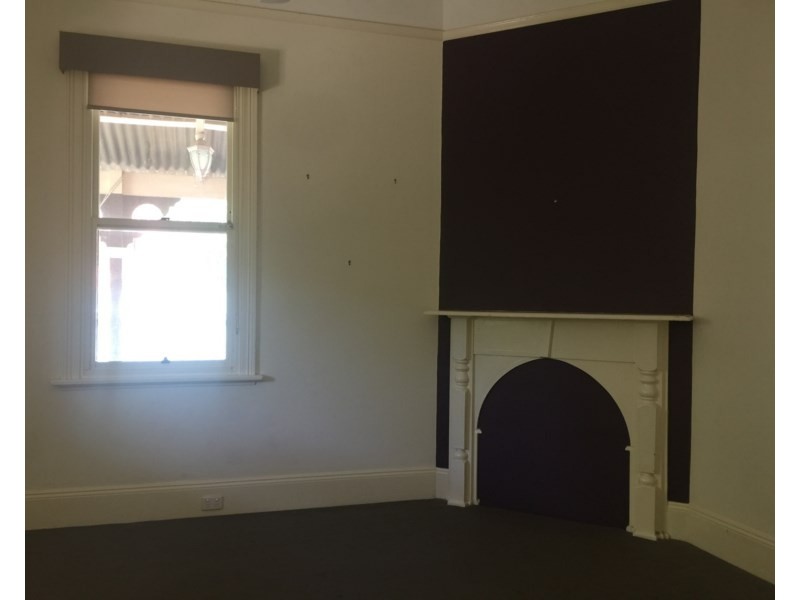 160 Kincaid Street, Wagga Wagga NSW 2650