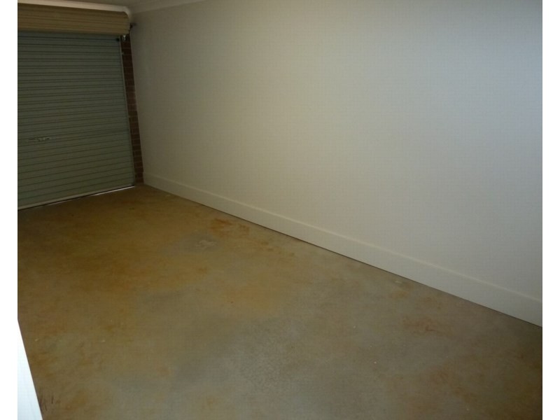 4/10 Mirrul Street, Glenfield Park NSW 2650