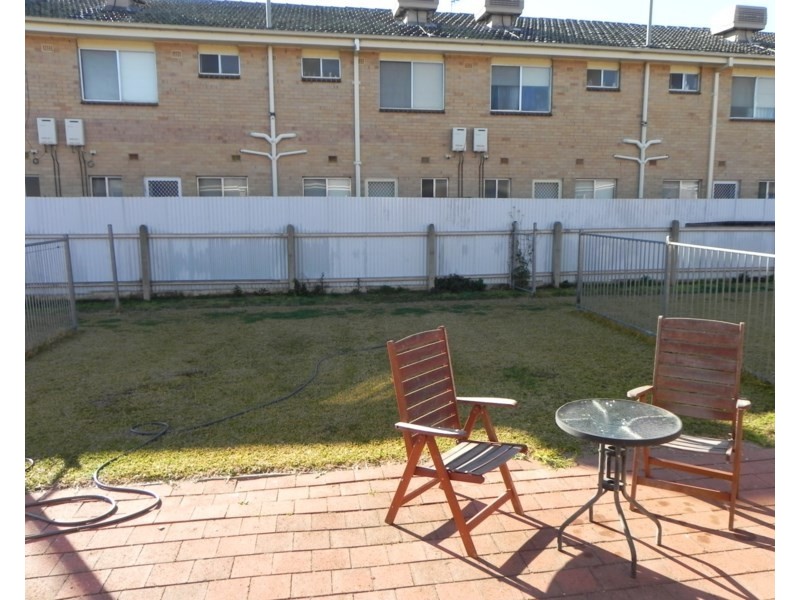 2/19 Day Street, Wagga Wagga NSW 2650