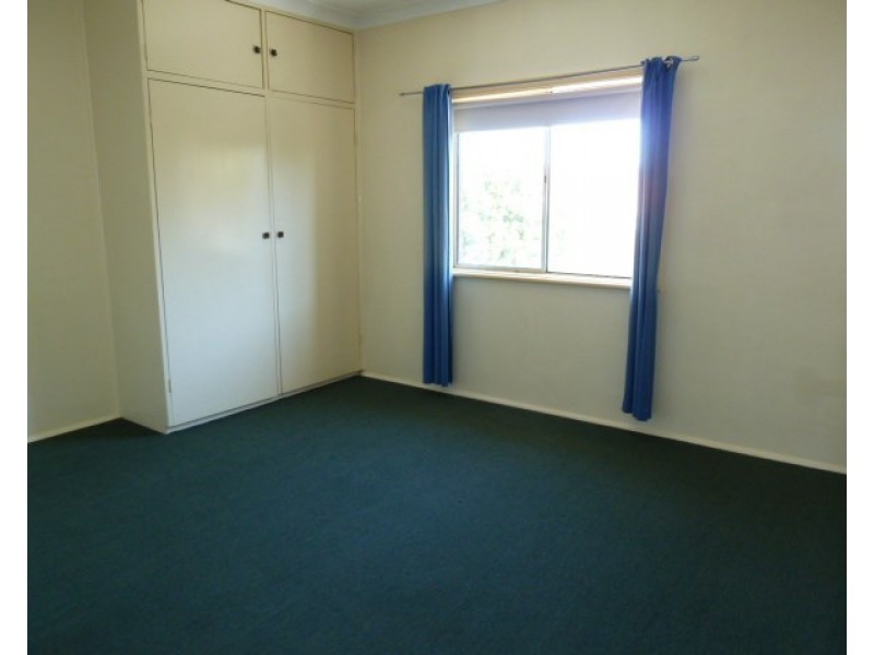 4/66 Urana Street, Turvey Park NSW 2650