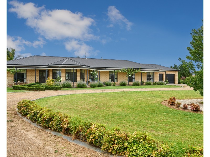 48 Lloyd Road, Springvale NSW 2650