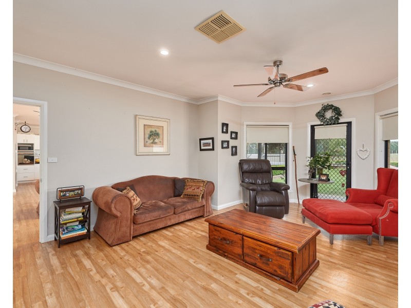 48 Lloyd Road, Springvale NSW 2650