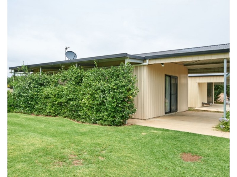 48 Lloyd Road, Springvale NSW 2650