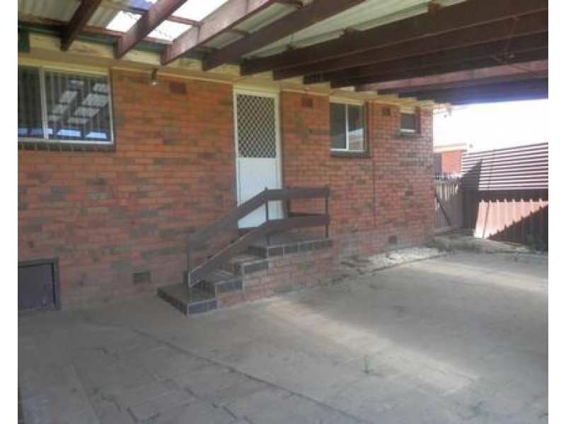 31 Bruce Street, Tolland NSW 2650