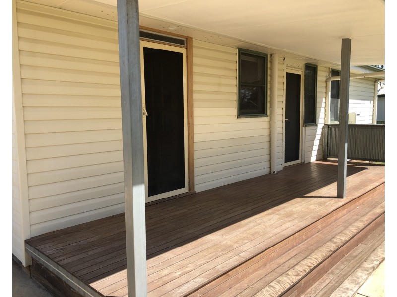 37 Jack Avenue, Mount Austin NSW 2650