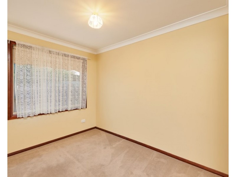 6 Matheson Place, Estella NSW 2650