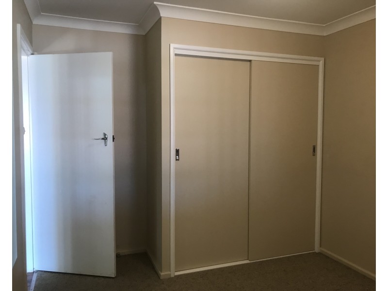 30 White Avenue, Kooringal NSW 2650