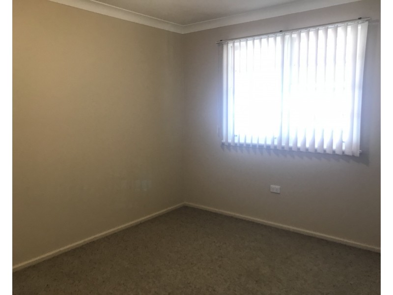 30 White Avenue, Kooringal NSW 2650