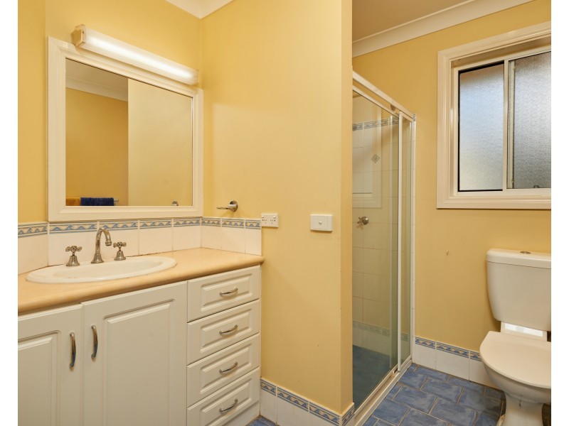 8 Corella Place, Estella NSW 2650