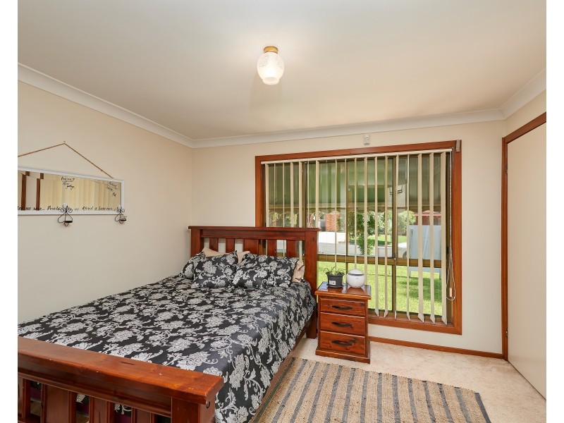 10 Doman Street, Estella NSW 2650