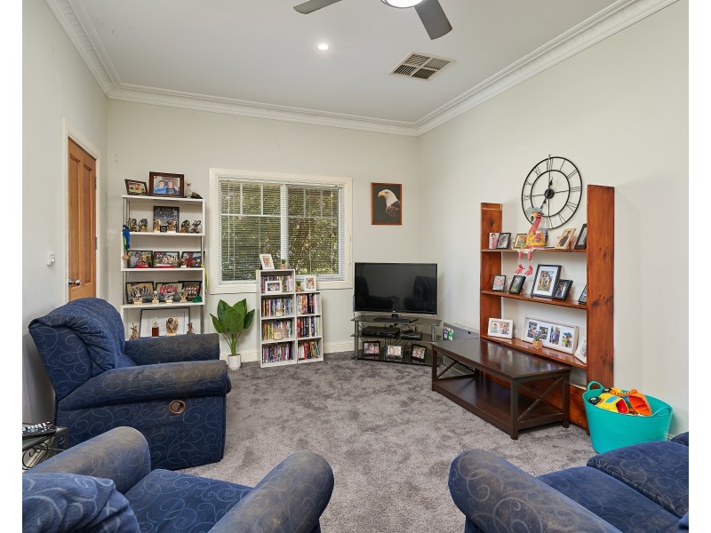 1 Hayes Street, North Wagga Wagga NSW 2650