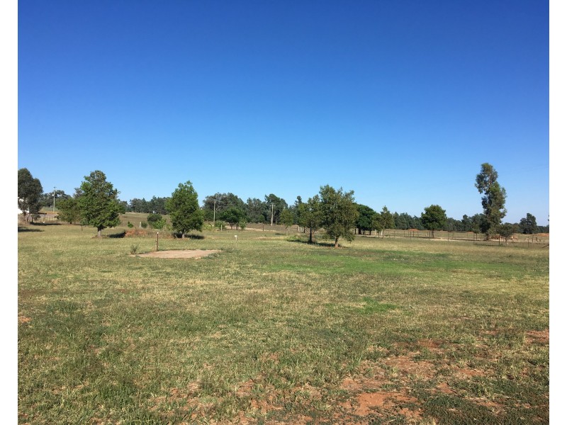 85 Rannock Road, Coolamon NSW 2701