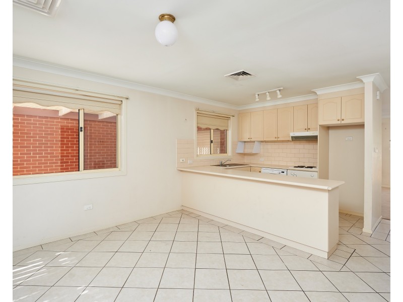 12/11 Crampton Street, Wagga Wagga NSW 2650