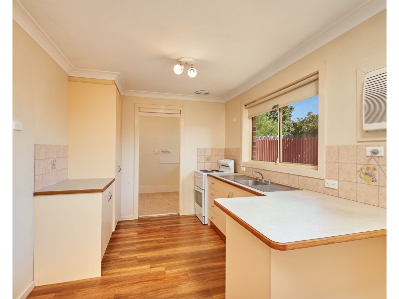 3/108 Undurra Drive, Glenfield Park NSW 2650