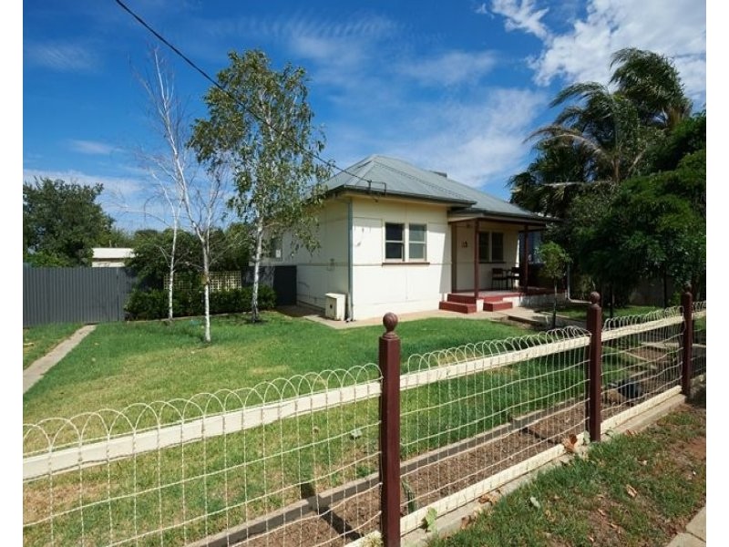 34 Slocum Street, Wagga Wagga NSW 2650
