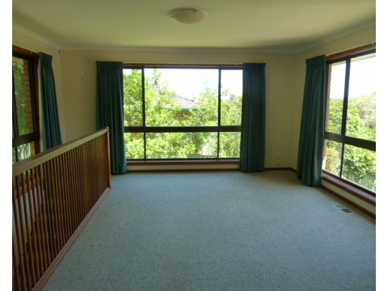 17 Malumba Crescent, Kooringal NSW 2650