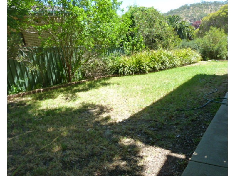 17 Malumba Crescent, Kooringal NSW 2650