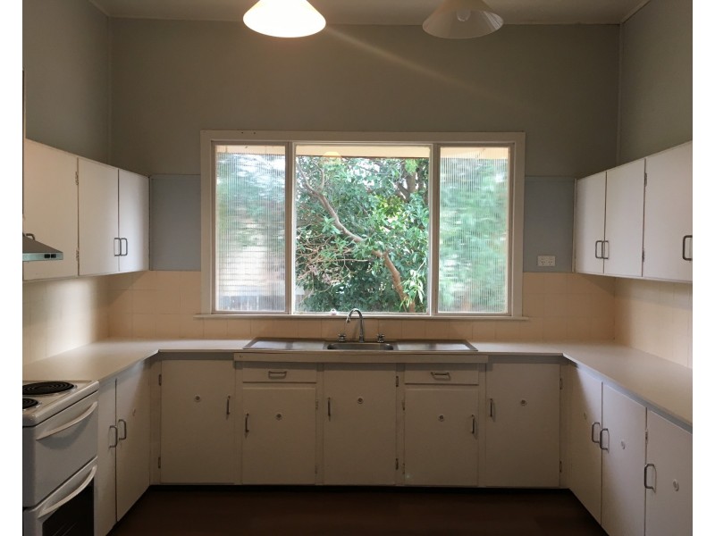 103 Mirrool Street, Coolamon NSW 2701