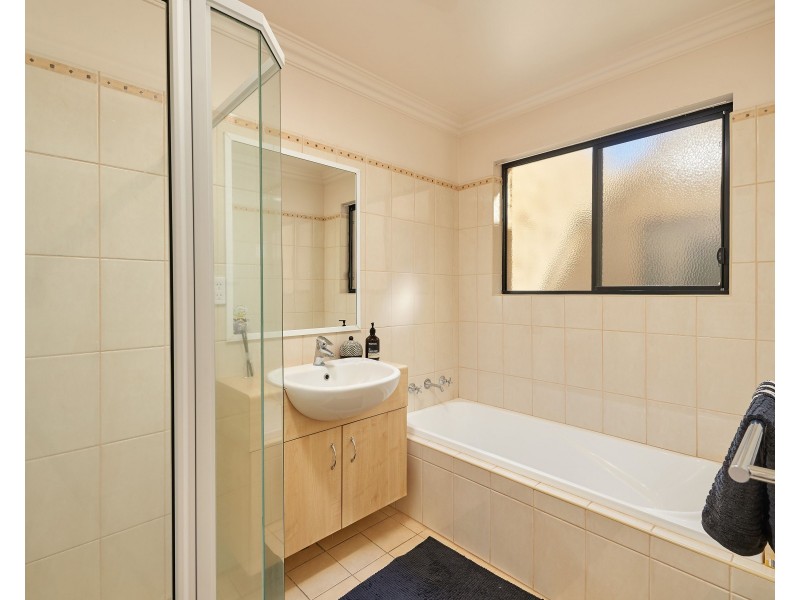 27 Galing Place, Wagga Wagga NSW 2650