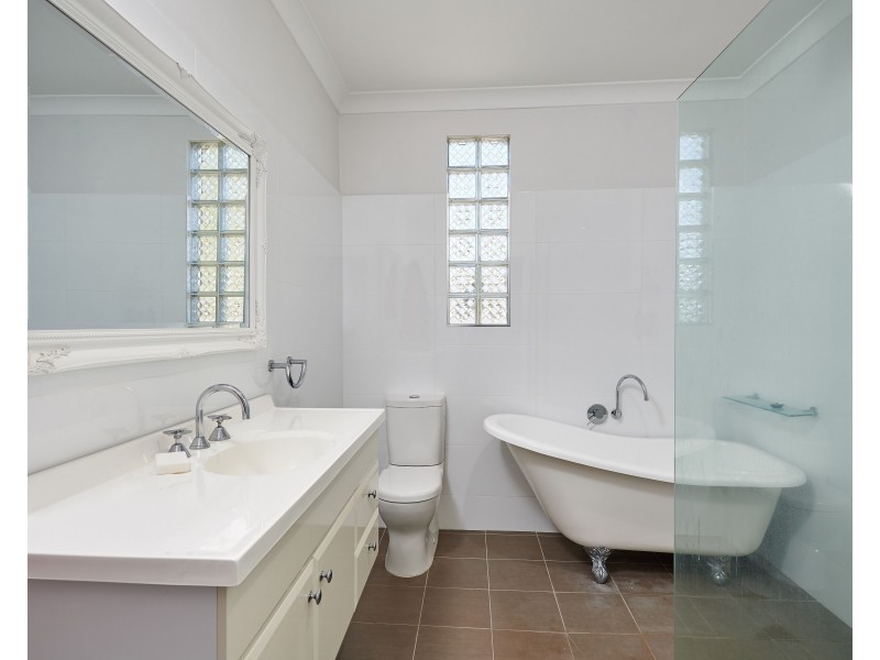 35 William Street, North Wagga Wagga NSW 2650