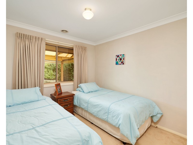 16 Wonkana Road, Glenfield Park NSW 2650