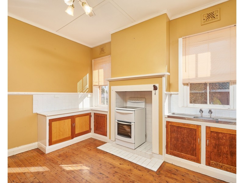 99 Mirrool Street, Coolamon NSW 2701