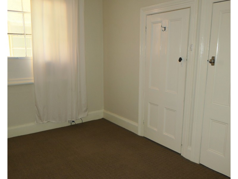 227 Tarcutta Street, Wagga Wagga NSW 2650