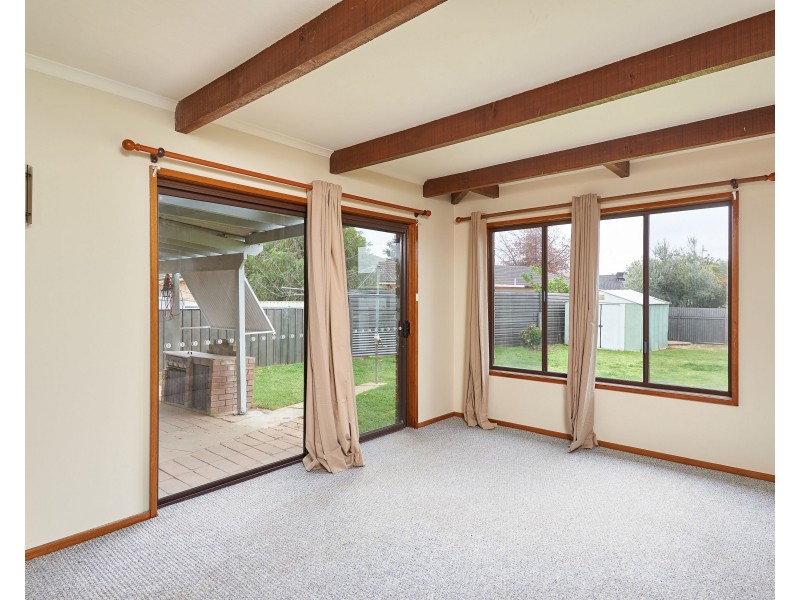 31 Bruce Street, Tolland NSW 2650