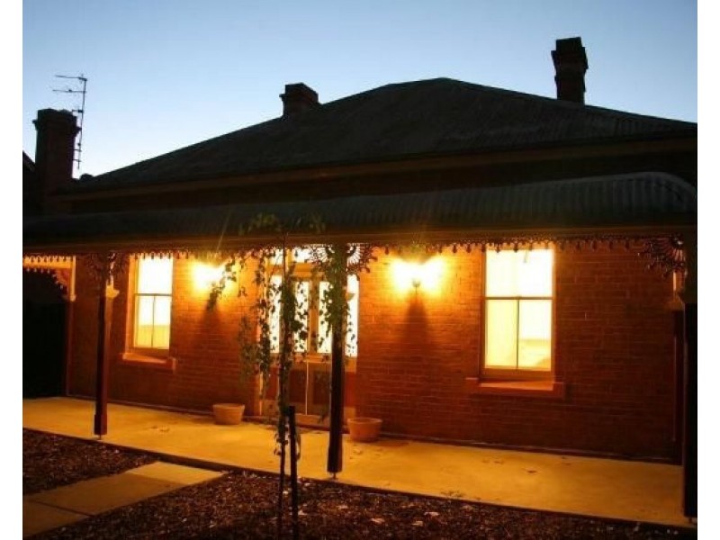 60 Best Street, Wagga Wagga NSW 2650