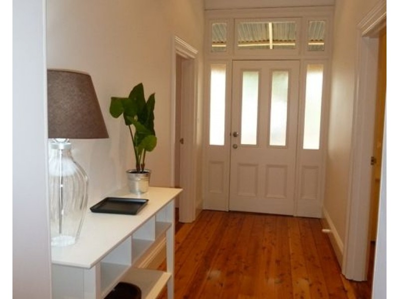 60 Best Street, Wagga Wagga NSW 2650